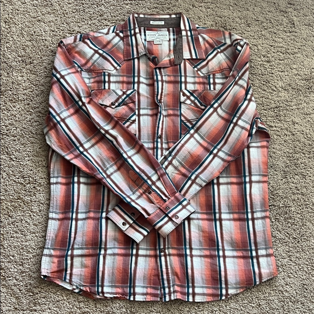 Plaid Casual Button-Down Shirt - Red and White